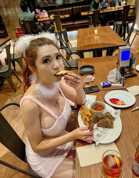 SexyCyborg xxx actress pics