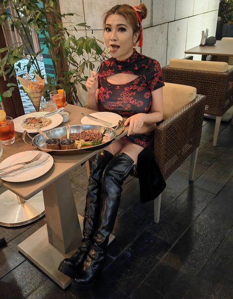 SexyCyborg sex model gallery