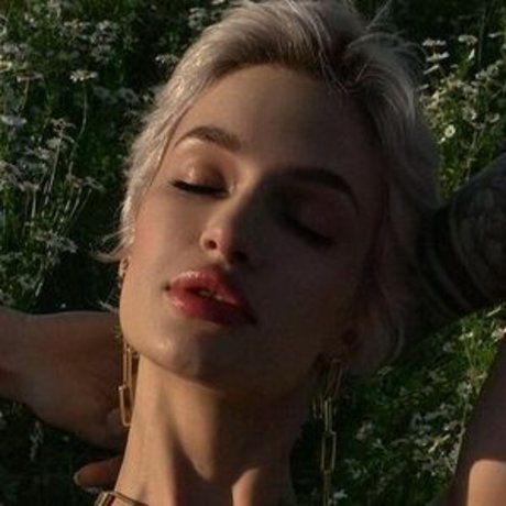 young ebony onlyfans hot nude picture