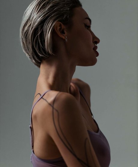 _vialentina_ model best galleries