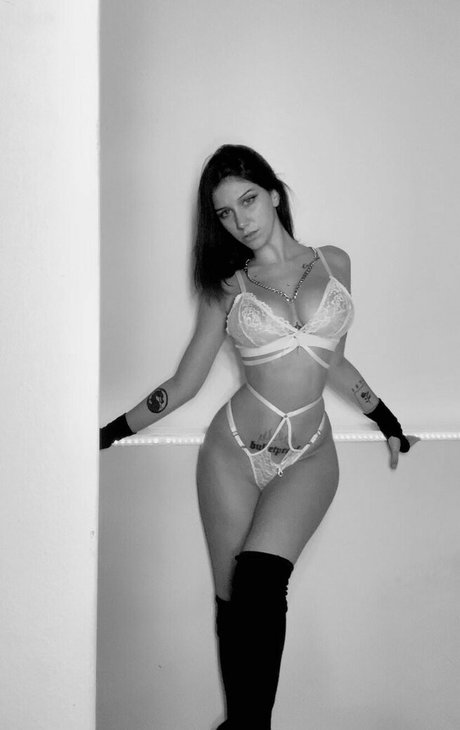 Belenatali exclusive actress pics