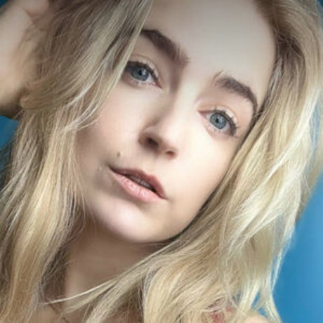 Chiquita Cosplay exclusive model img