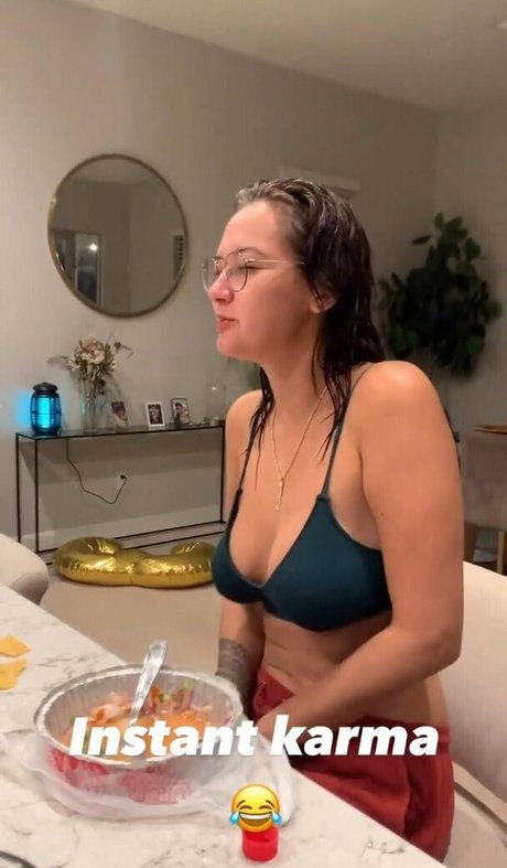 Geo Antoinette sexy model images