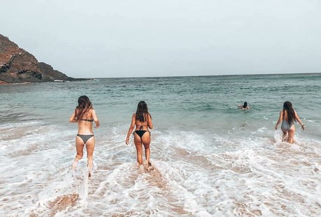 Ariel D sexy model archive