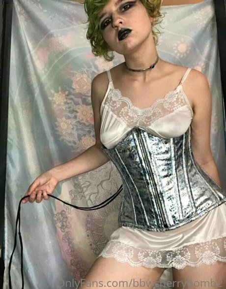 bbwcherrybomb2 hot model pics