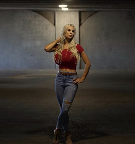 Katelyn Keplar model hot pictures