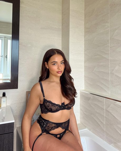 Clo Lloyd pornstar pretty galleries