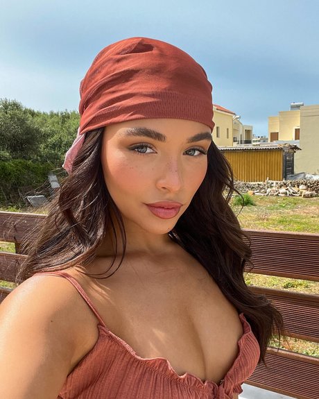 Clo Lloyd nudes pornstar gallery