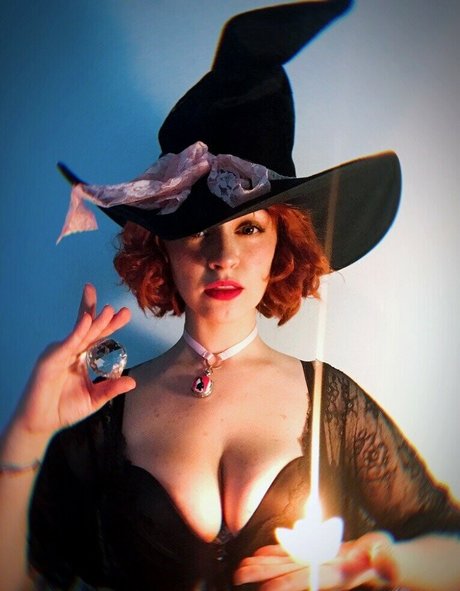 Senedy pornstar perfect pic