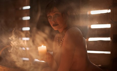 Senedy sex actress photo