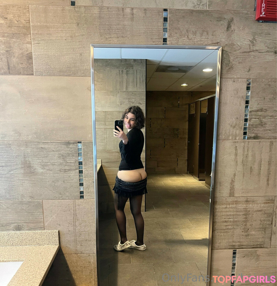 heyypixi model nudes gallery