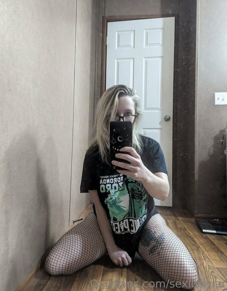 sexiiskylar exclusive star photo