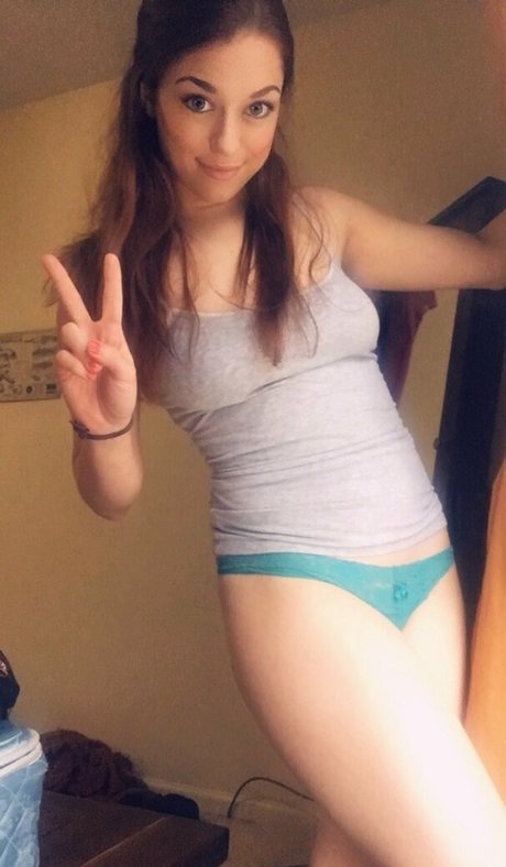 odetteparker nude model image