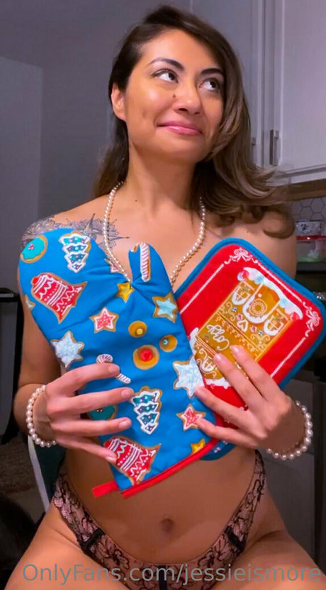 jessieismore nudes actress photos