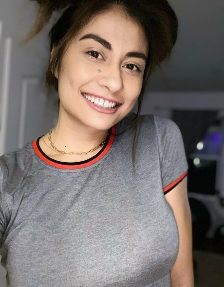 jessieismore model exclusive pics