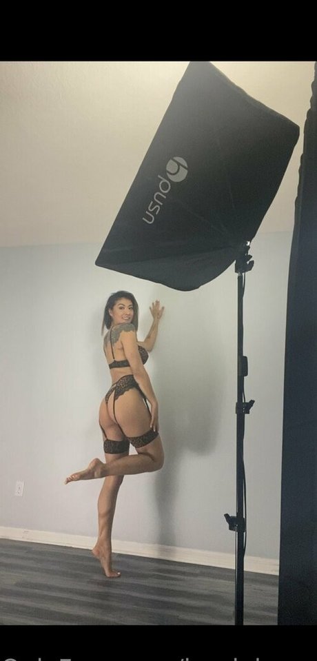 jessieismore xxx model photos