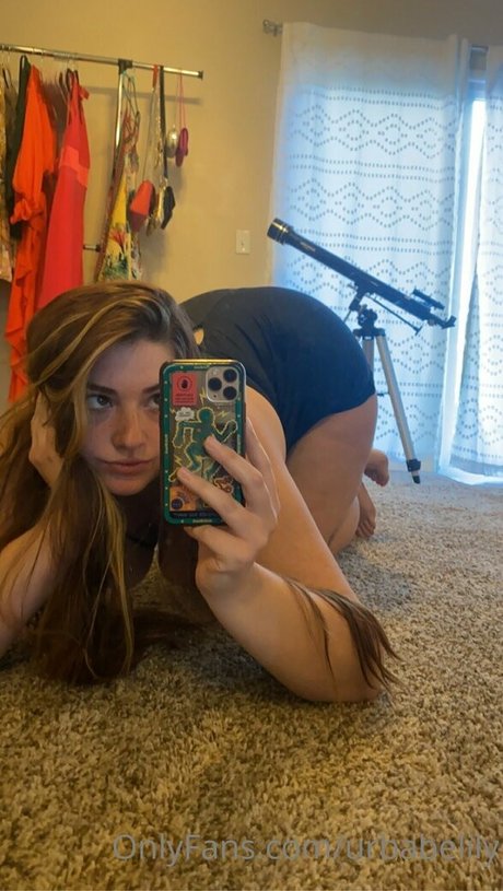 urbabelily art model pic