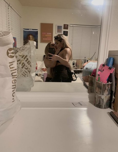 Alisha Wallace top actress photos