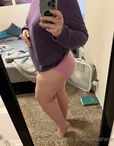 delilaheve pornstar hd photos