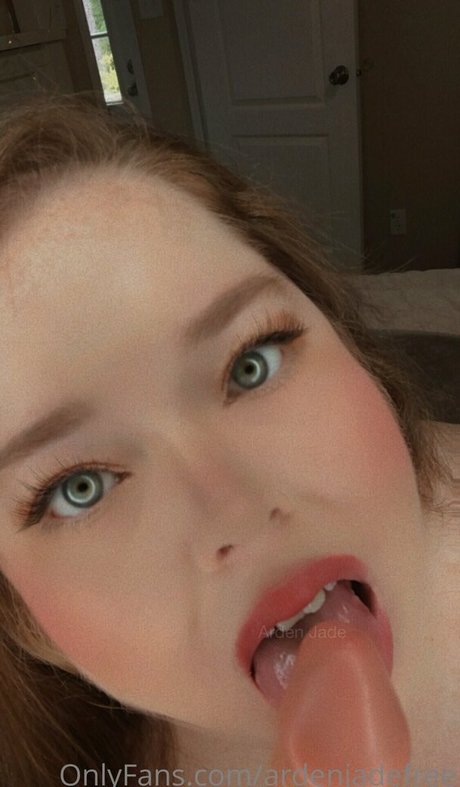 chubby teen onlyfans pornographic photos
