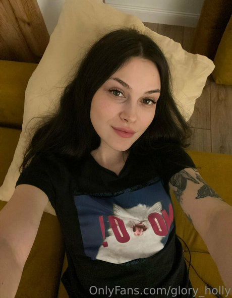 glory holly nudes star photos