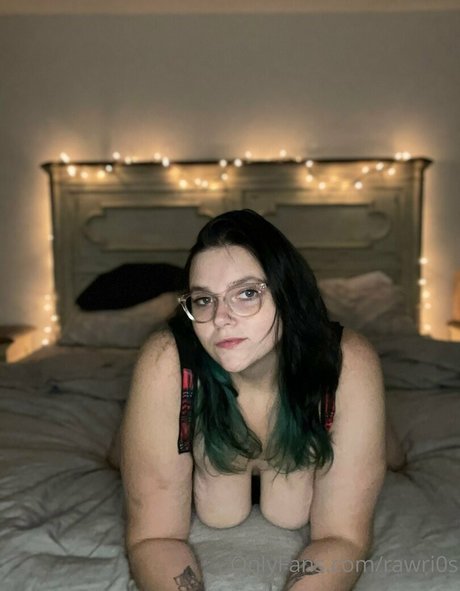 rawri0s best model photo