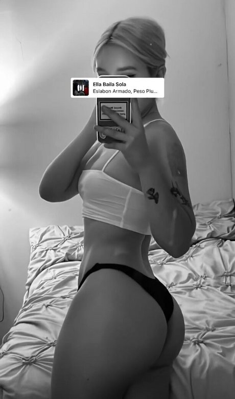 Jackie Smith hot actress image