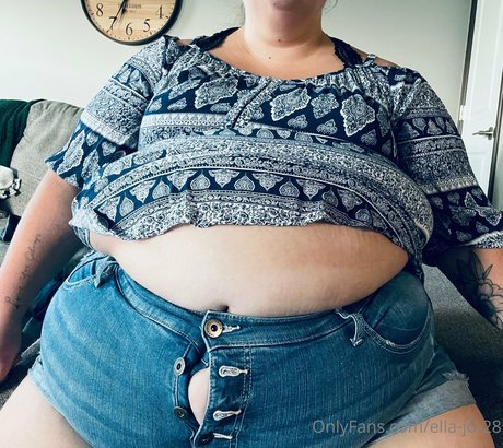 ella jo 28 nudes model img