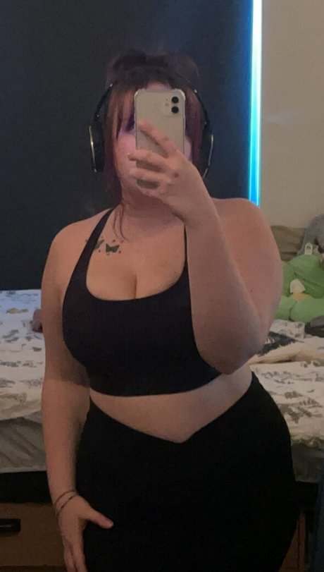 celebrity nude onlyfans pretty photo