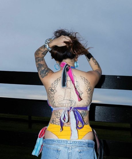 Fakeredhead666 high quality star photo