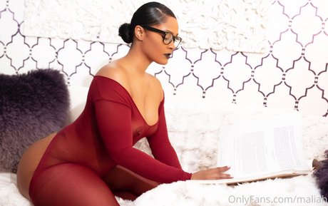 blonde tits onlyfans sexy nudes photo