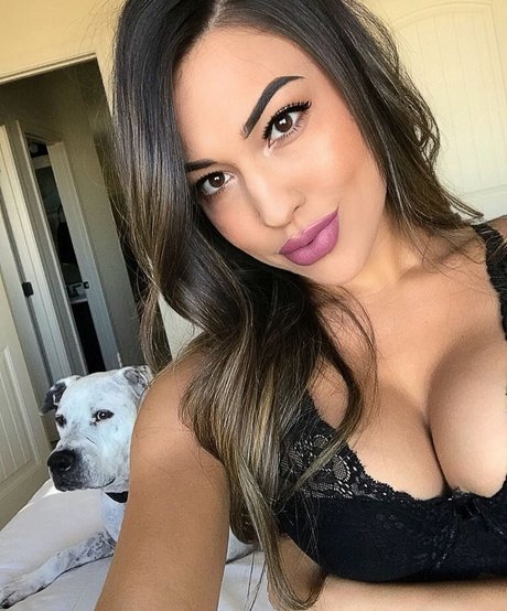 Rainey James model erotic pics