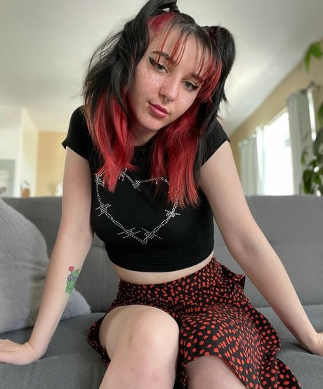 saggy milf onlyfans exclusive photos