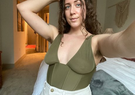 Nicole Quinn Quick model image