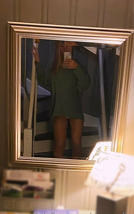 signesofie pornstar art archive