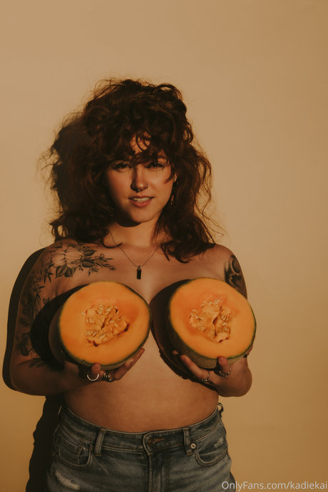 kadiekai pornographic actress pic