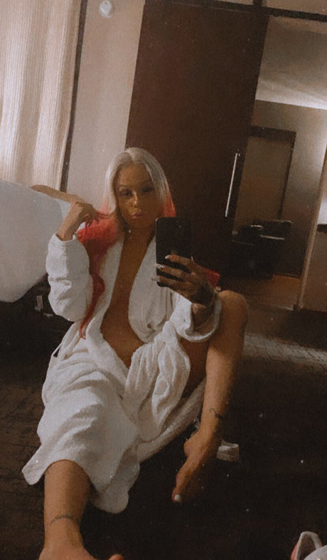 Mariahlynn star porn picture