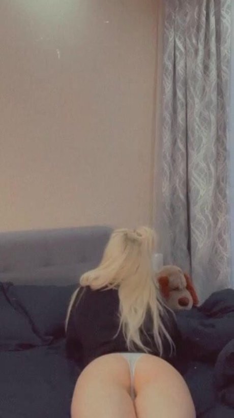 Nata bez talanta free model photo