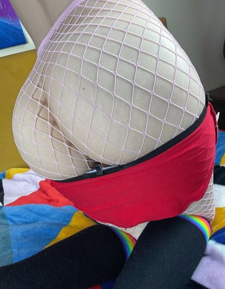 teen ladyboy onlyfans top pictures