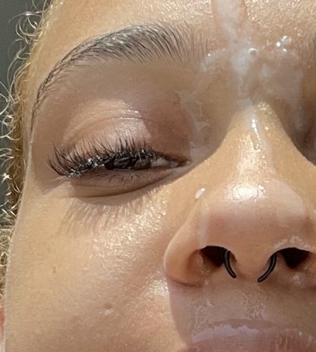 Kinkykha naked actress pic