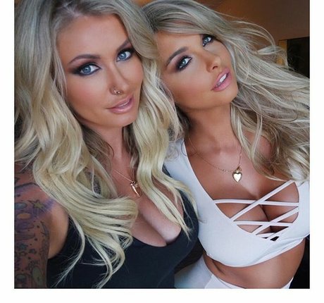 Laura Lux pornstar beautiful gallery