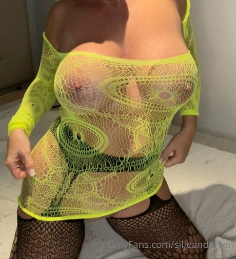 Silje top star photo