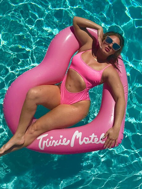 Amanda Michelle high quality star pictures