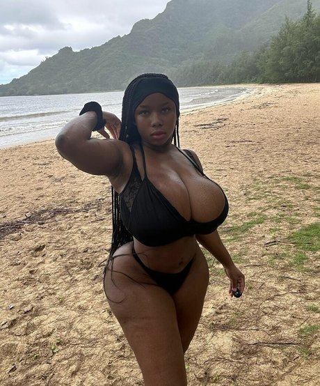 tokyo tea Profile pic