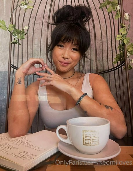 Keomiloves pornstar adult pictures
