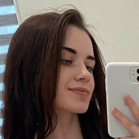 Anya Desyatnikova exclusive star pics