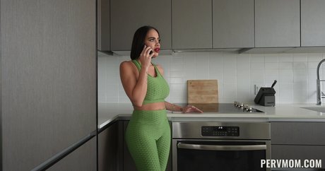 Victoria June exclusive actress picture