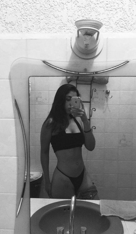 Rullanizq hot star pic