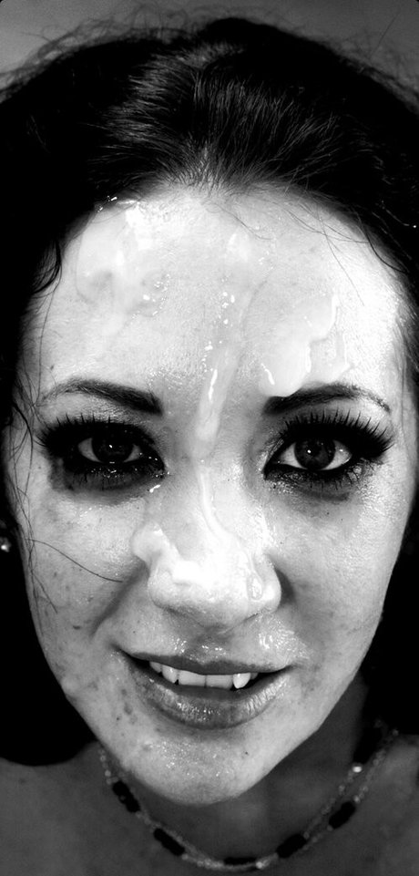 Jayden Jaymes exclusive model pics