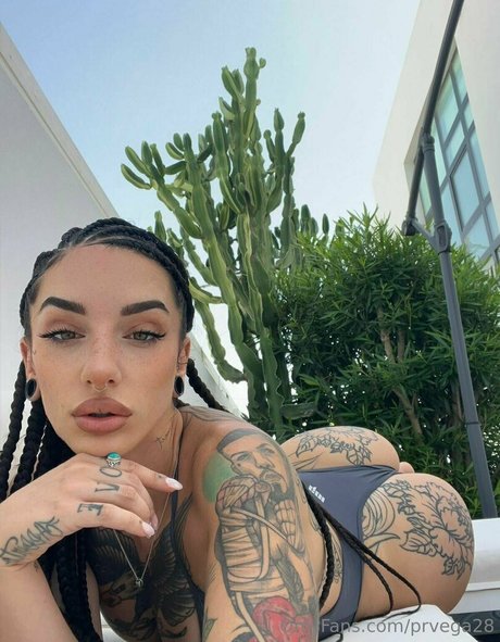 prvega28 model exclusive pictures